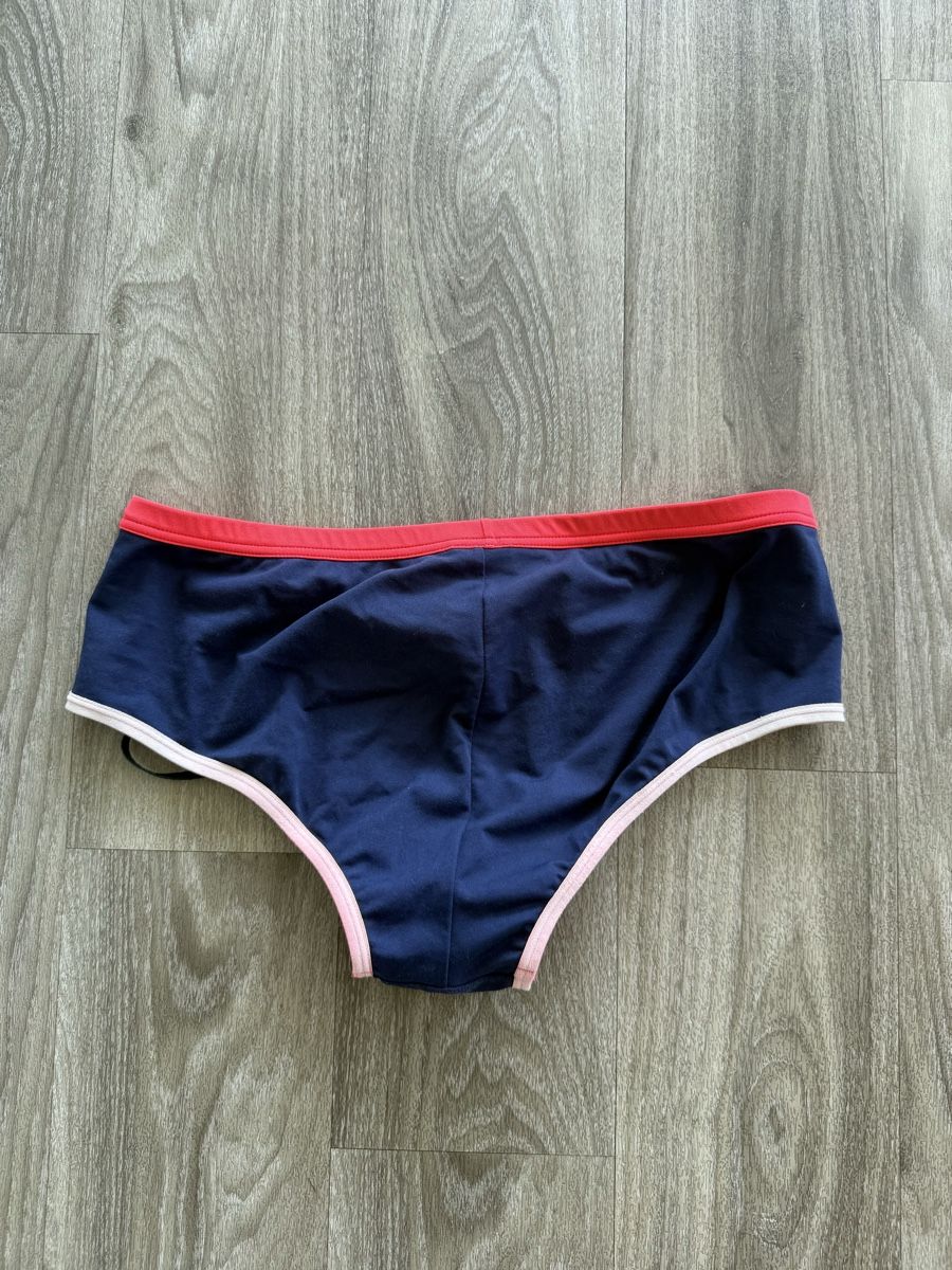 Arena Badehosen: Arena Trainingsbadehose Grösse D6 – Gebraucht aus Tägerwilen von Bichito4 1