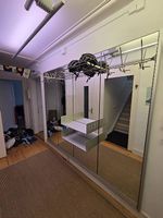 Spiegelgarderobe