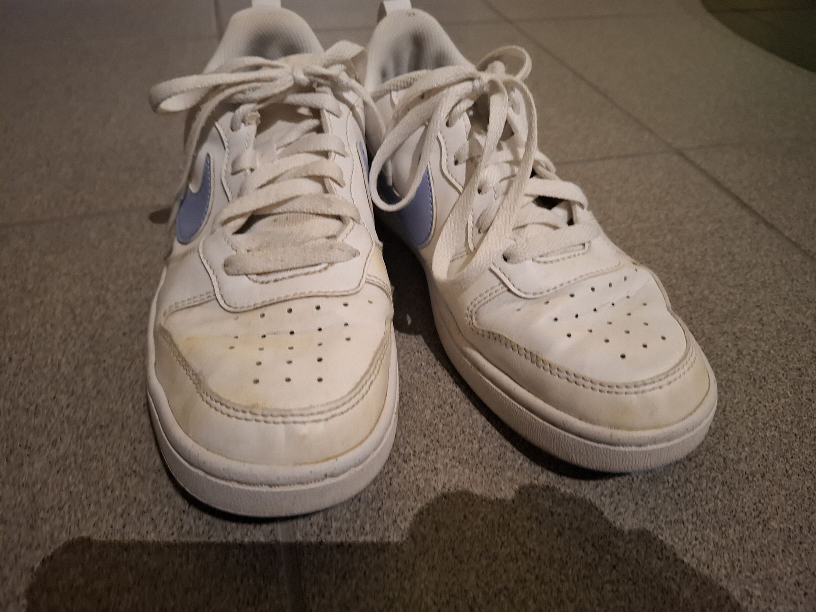 Nike Herrenschuhe: Nike Sneakers, Turnschuhe, Weiss Gr. 38 – Gebraucht aus Oftringen von januarloch 5