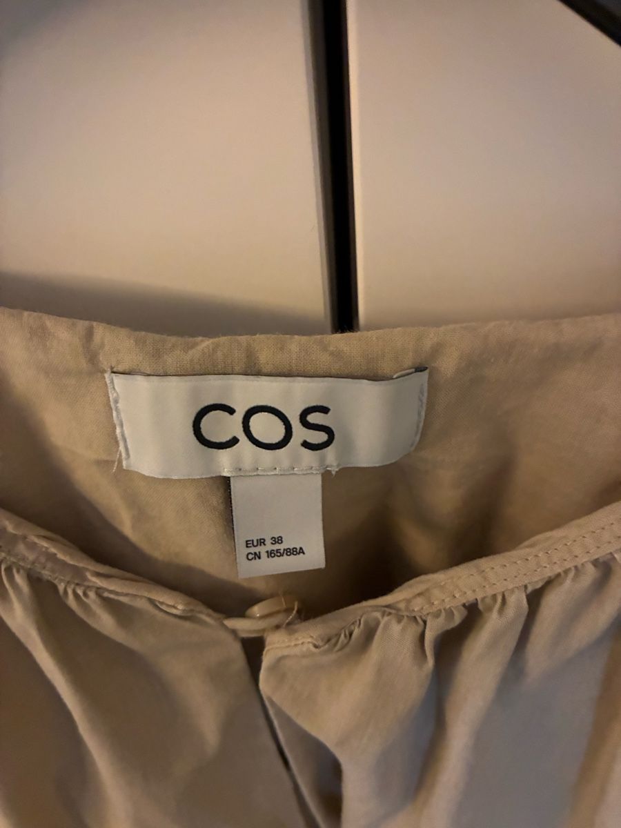 Cos Vestiti: COS Maxi Kleide Beige Gr. M – Usato da Schaffhausen venduto da Ninuschka. 2