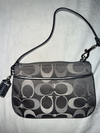 COACH Handgelenktasche