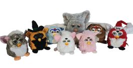 8 verschiedene Furby Figuren