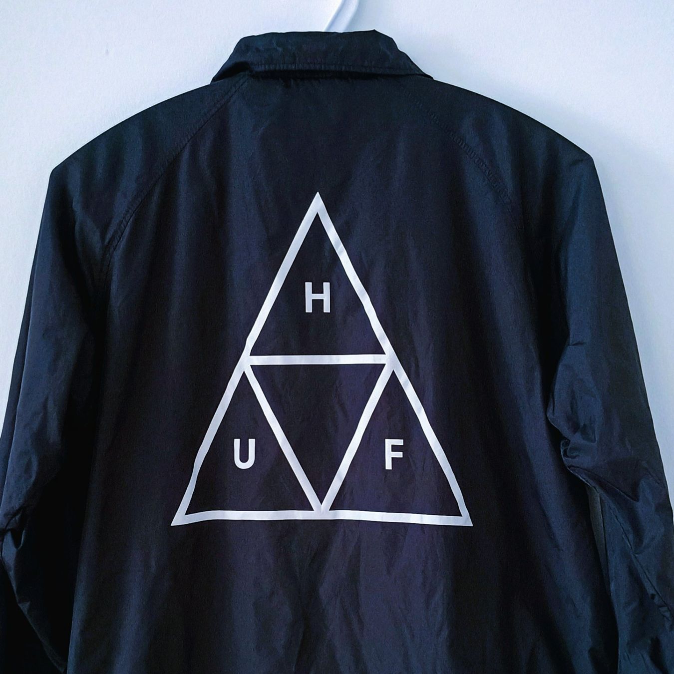 Jacken: Neuwertige HUF Jacke  - Size M – Neu (gemäss Beschreibung) aus St. Gallen von cabbageindustries