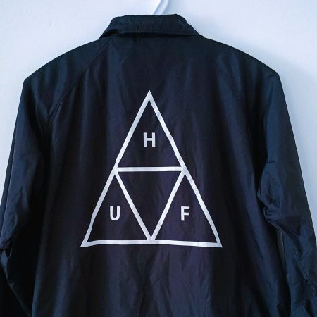Neuwertige HUF Jacke  - Size M