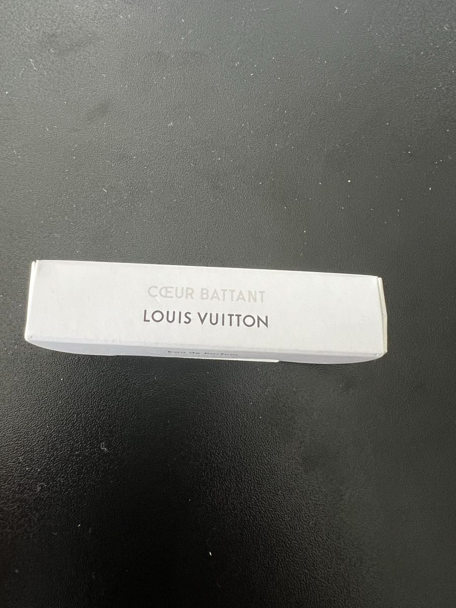 Louis Vuitton Parfum & Eau de Toilette: Louis Vuitton Coeur Battant 2ml – Neu und originalverpackt aus Toffen von Vanessa_Germann 1
