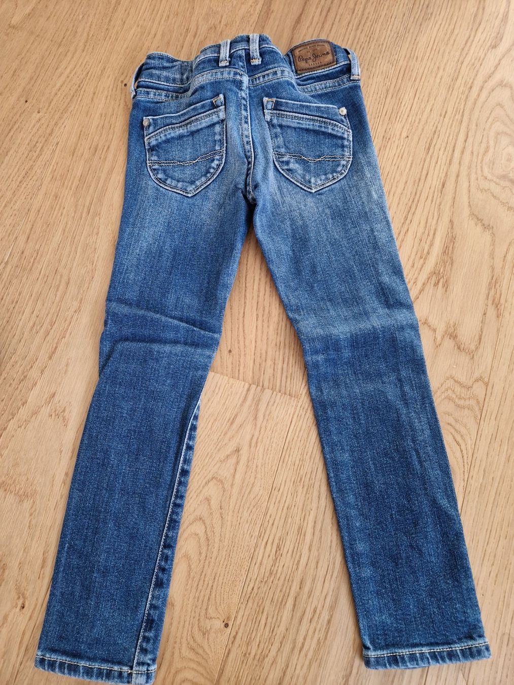 Pepe Jeans Pantaloni: Jeans von Pepe Jeans Gr. 116 – Usato da Davos-Dorf venduto da Bpelikan 1