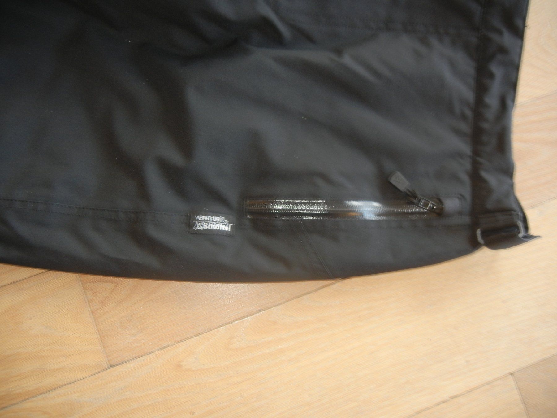Schoeffel Pantaloni: Skihosen Schöffel schwarz Grösse 48 – Nuovo (secondo la descrizione) da Langendorf venduto da sonntag10 1