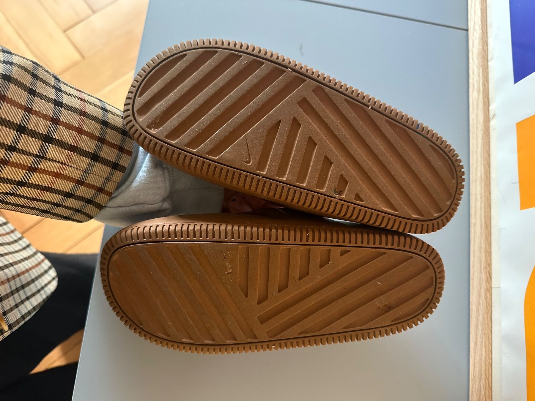 Nike Scarpe da uomo: NIKE Brown Mules – Usato da Zürich venduto da ichsehealsokaufeich 3