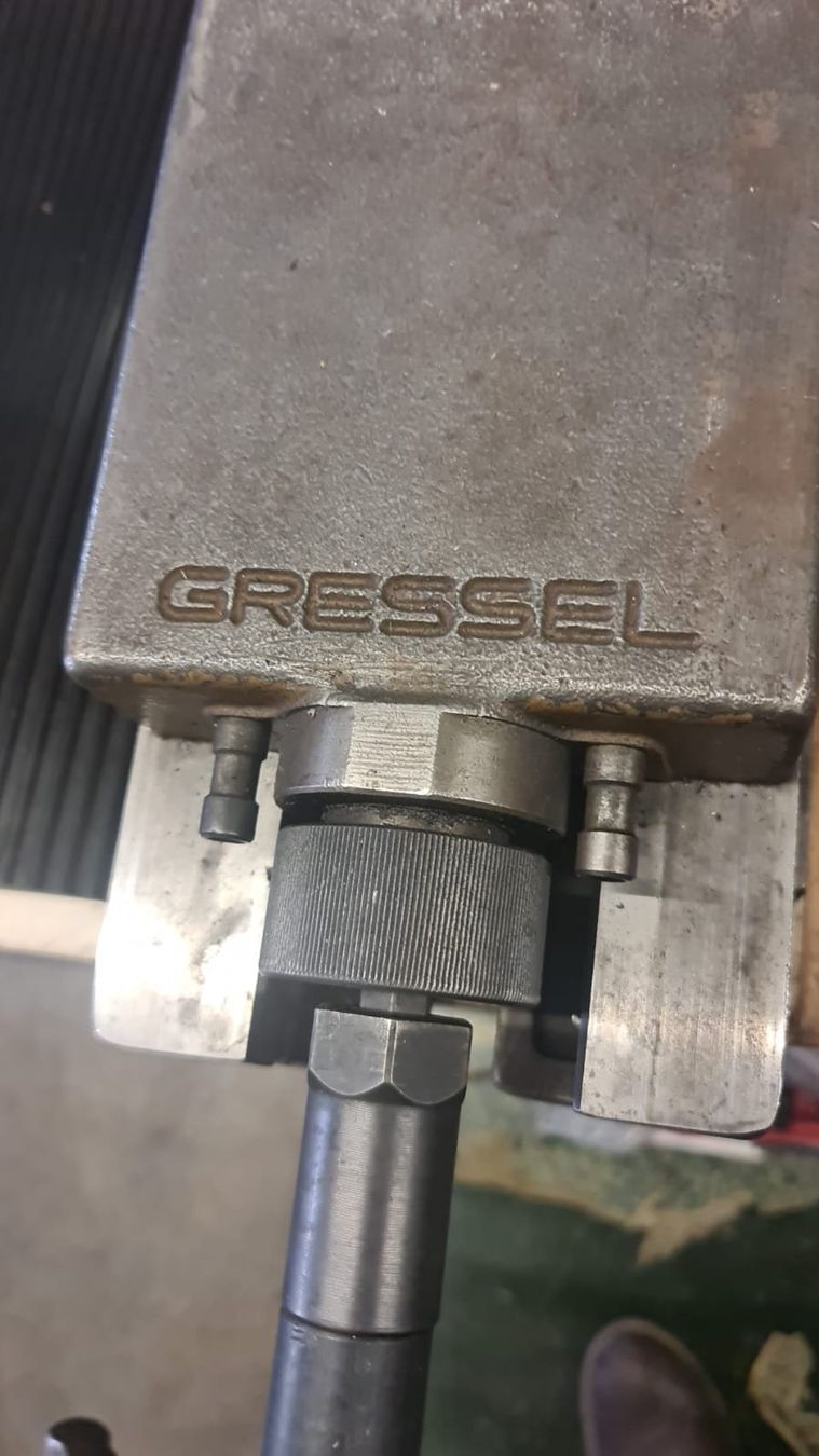 Gressel Altro per industria metallurgica: Maschinenschraubstock gressel – Usato da Egerkingen venduto da ogi3131 2
