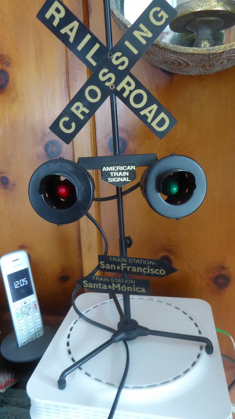 Lampade: Dessing Lampe Crossing Rail Road – Usato da Sargans venduto da Benziner