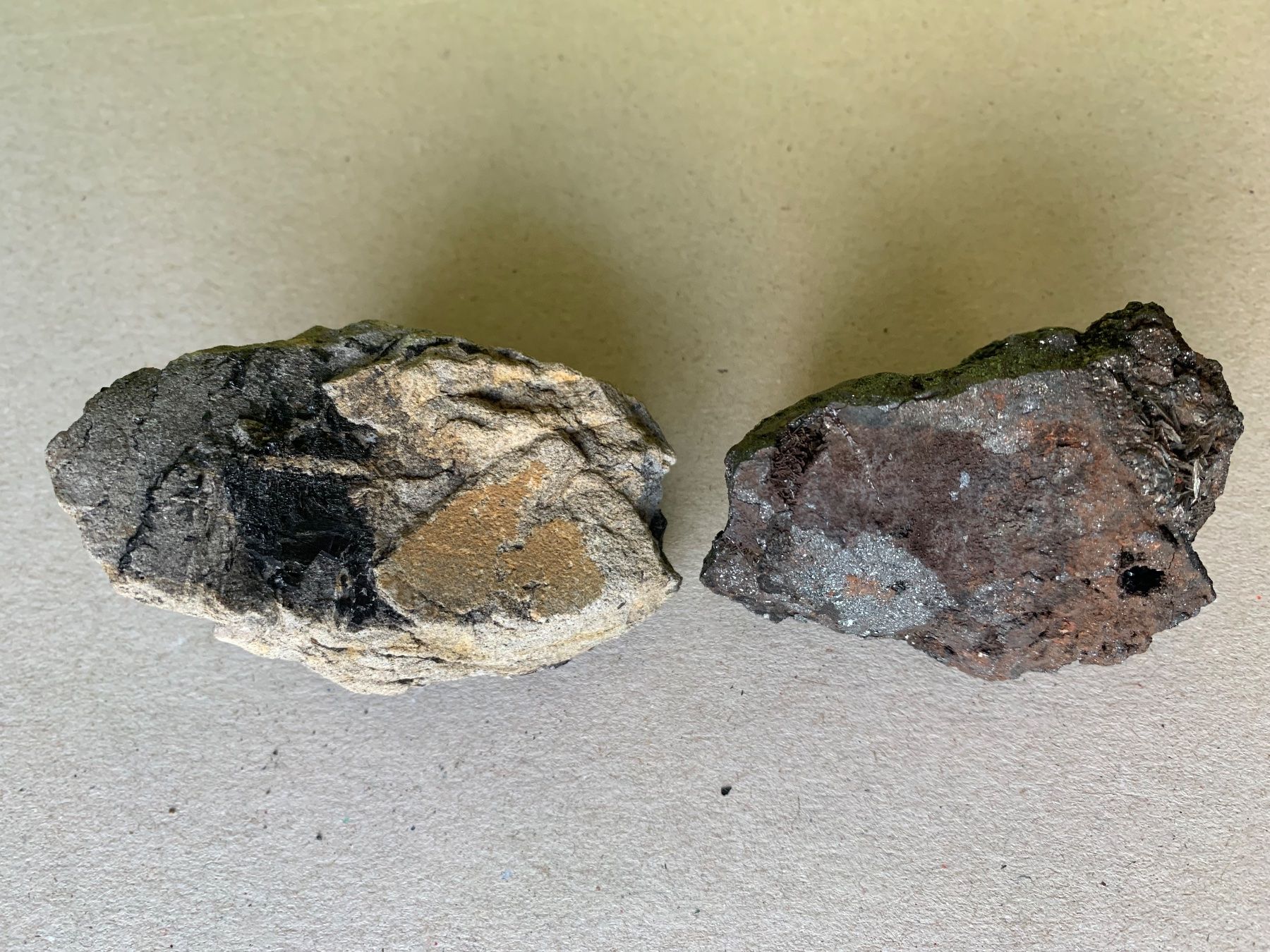 Minerali & Pietre curative: 2 Interessante Steine – Usato da Basel venduto da Akinom50 4