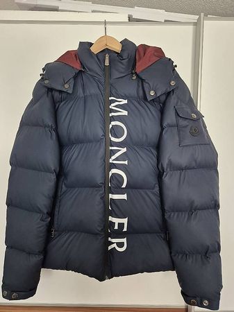 Moncler Herren Daunenjacke Gr. 3, NEU