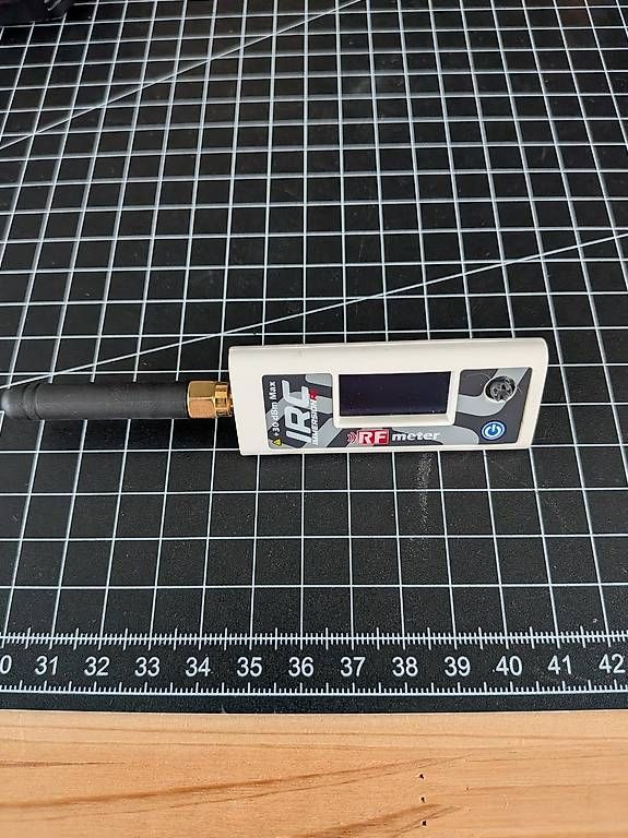Misurare: ImmersionRC RF Power Meter v2 – Usato da Düdingen venduto da olofvndrhr