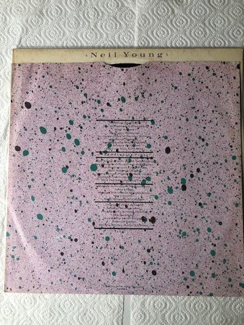 Dischi in vinile: Neil Young – Usato da Aarwangen venduto da Jukebox3 6
