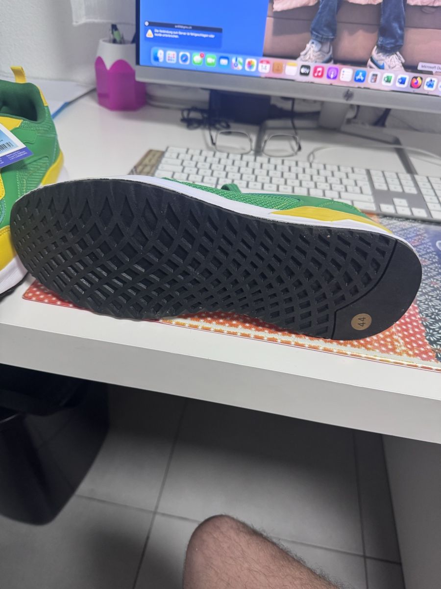 Herrenschuhe: Laufschuhe 44 nie getragen – Neu (gemäss Beschreibung) aus Oftringen von Av69 1