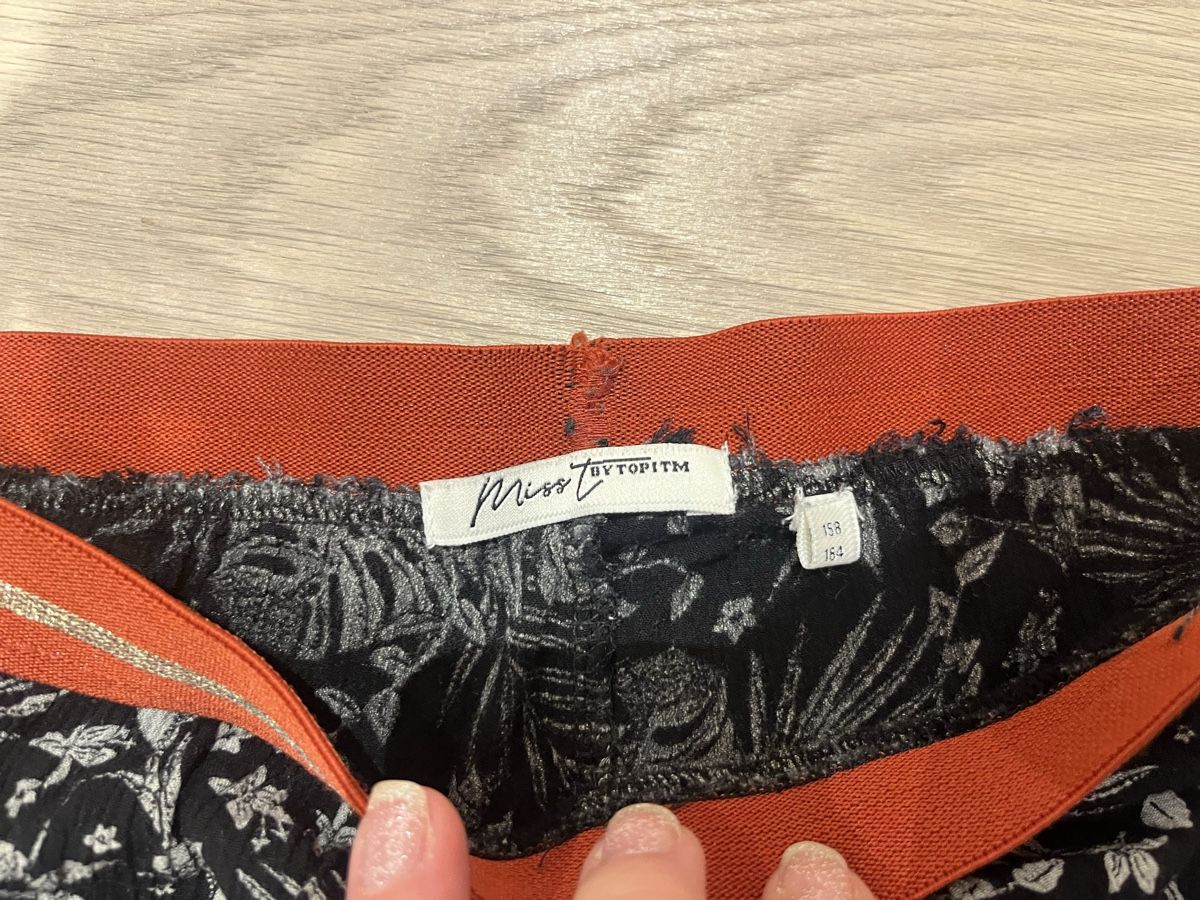 Hosen: Hosen bis 140 cm tragbar – Neu (gemäss Beschreibung) aus Wallisellen von Nataschab0 1