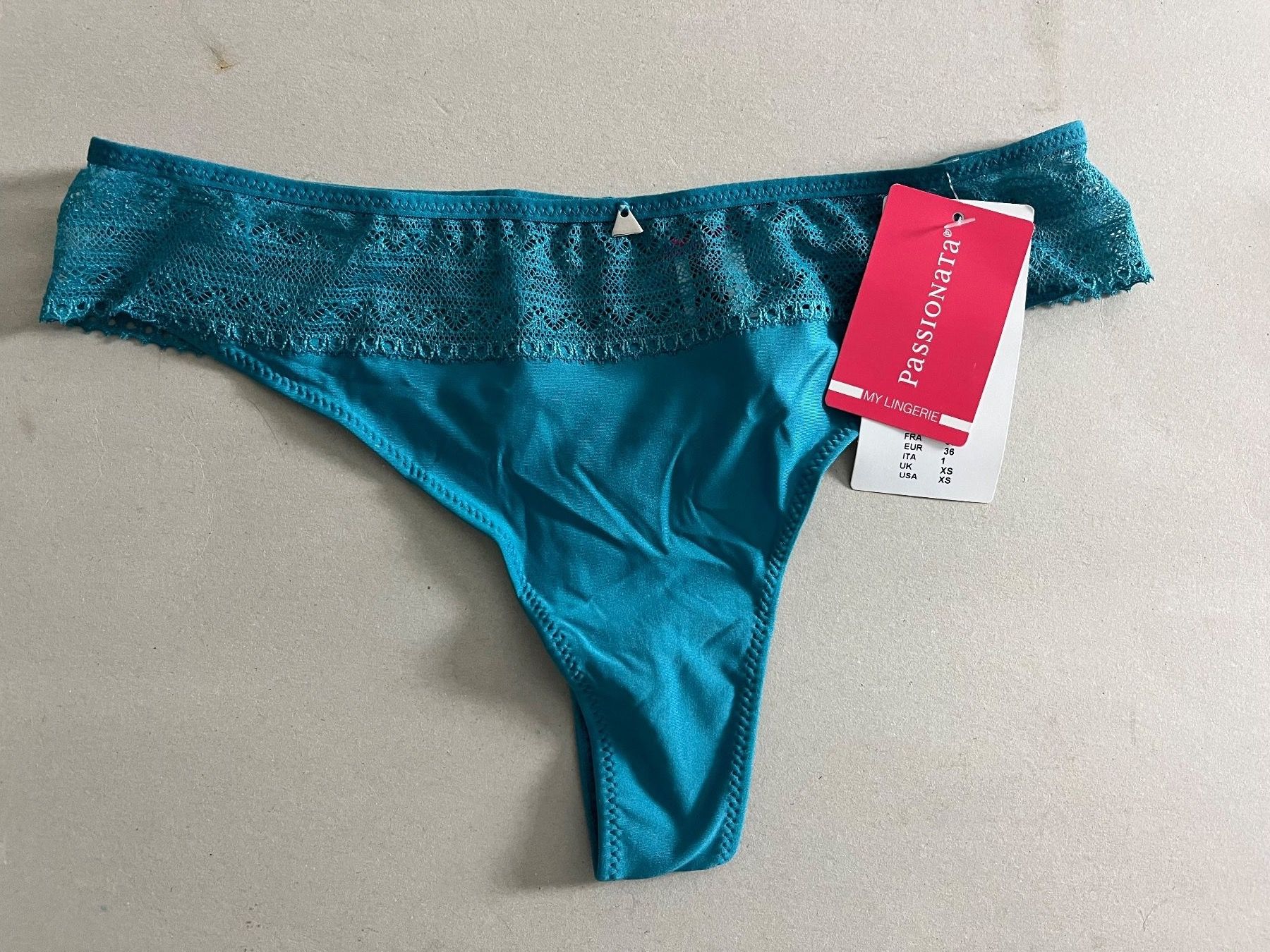 Passionata Altra biancheria intima: String Passionata (Chantelle), grün, Grösse 36 – Nuovo e nell'imballaggio originale da Rudolfstetten venduto da gst_g7xl