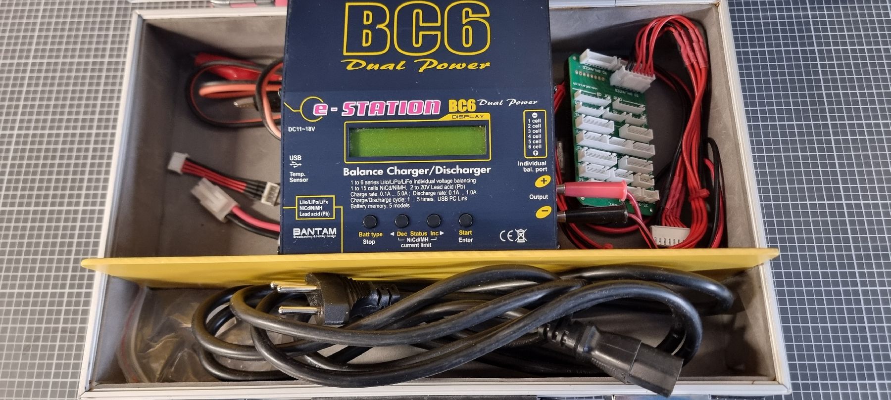 Modellismo RC: Ladegerät BC 6 e Station Dual Power – Usato da Bellach venduto da Super15