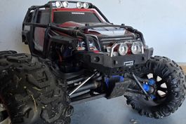 RC Auto Traxxas Summit Monster Truck inkl. Fernsteuerung