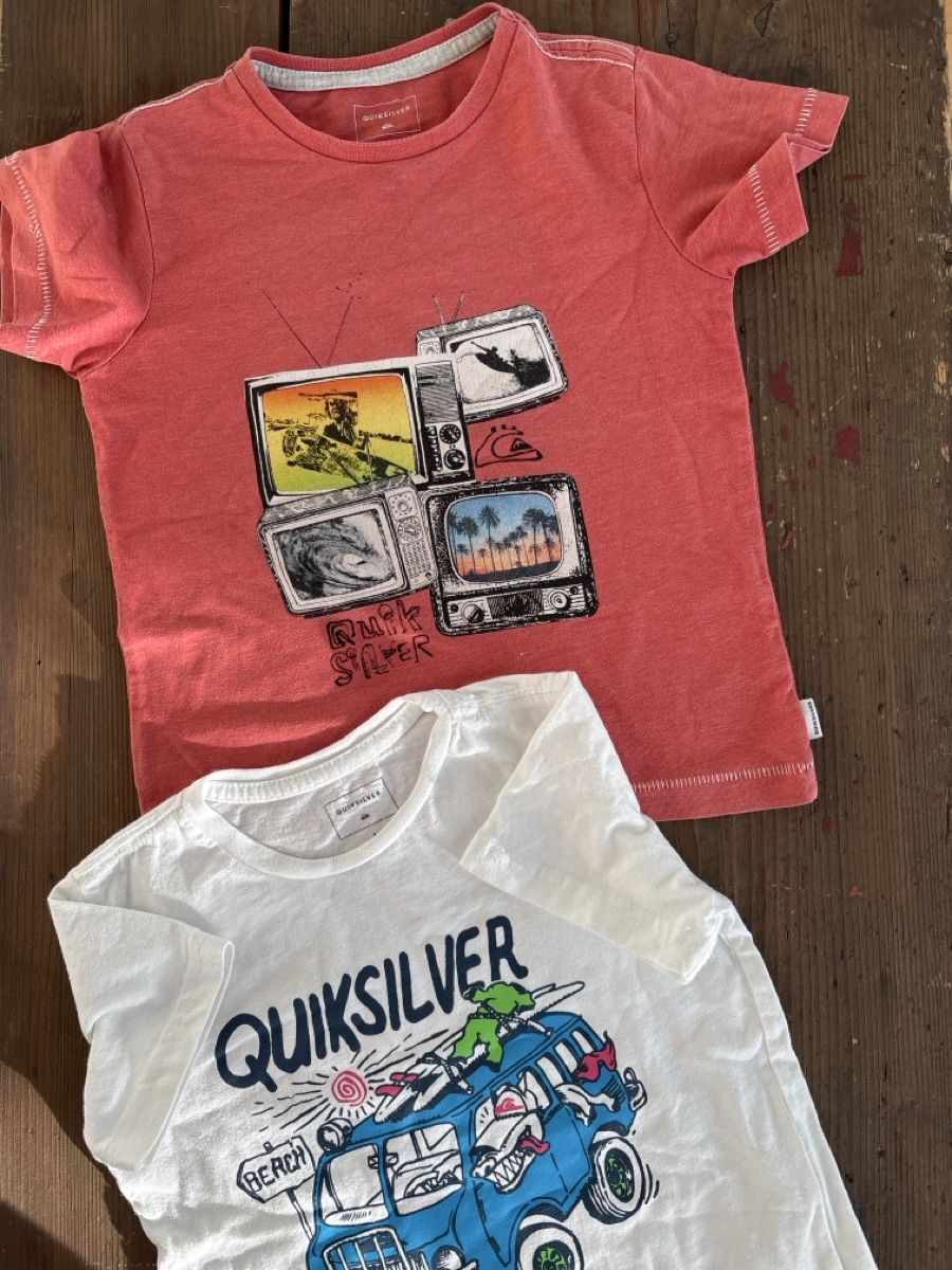 Quiksilver T-shirt: Quicksilver T Shirt 2 Stk Gr 104 – Usato da Mörschwil venduto da Mibasel