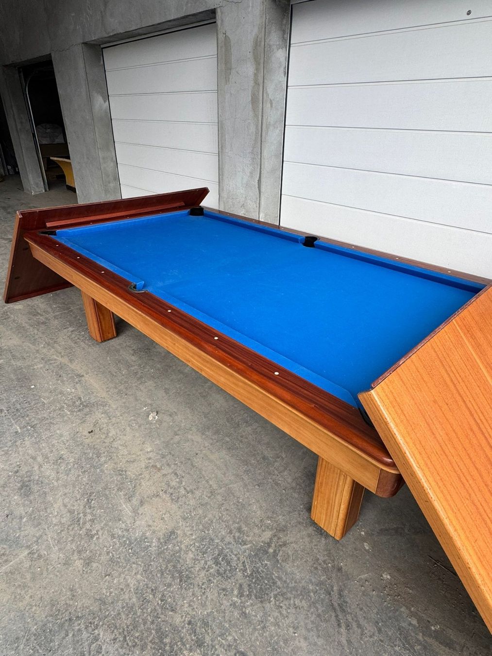 Tavoli da biliardo: Table de billard en bois massif – Usato da Vétroz venduto da Polygroup 4