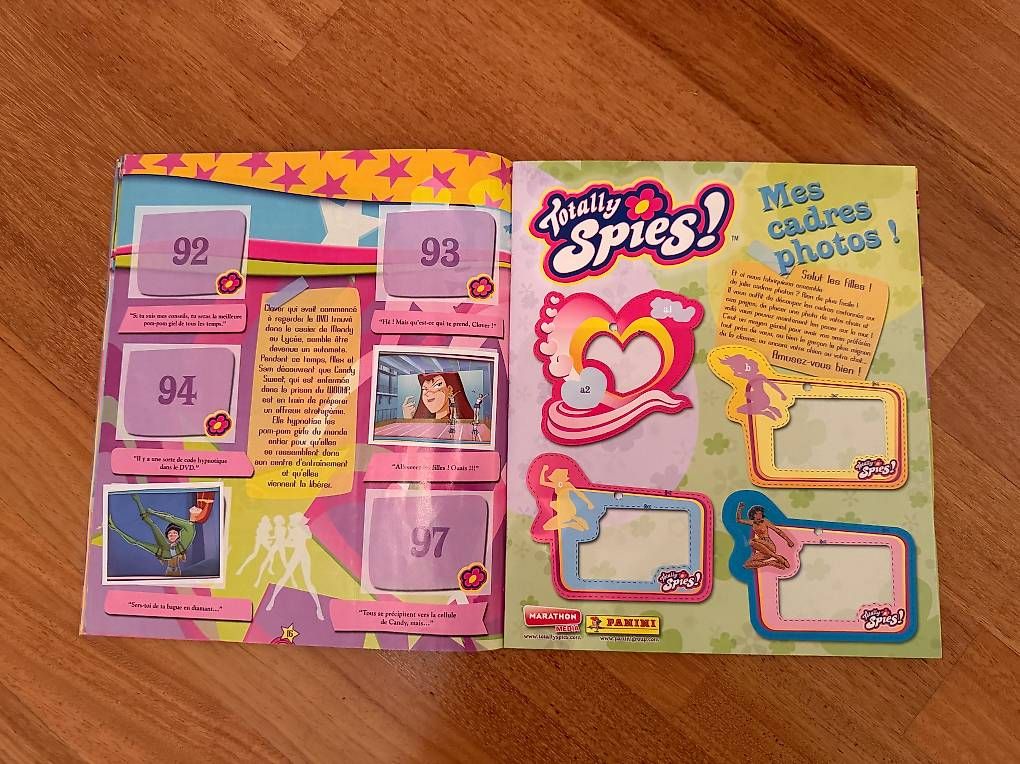 Panini Album: Album panini Totally Spies "Mission time" – Usato da Lausanne venduto da mama124 3