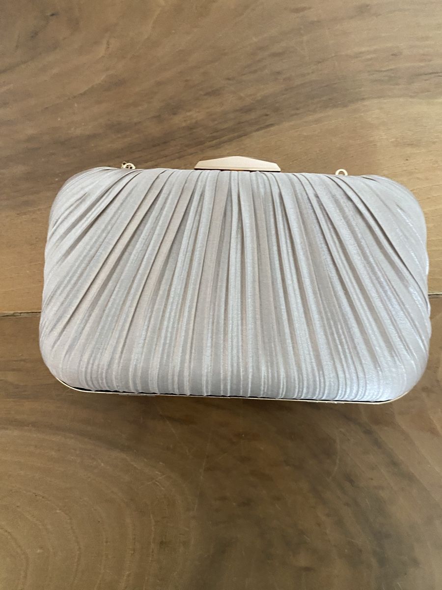 Sacs femmes: clutch mit Goldkette – D'occasion à Wiesendangen par Vegas2000