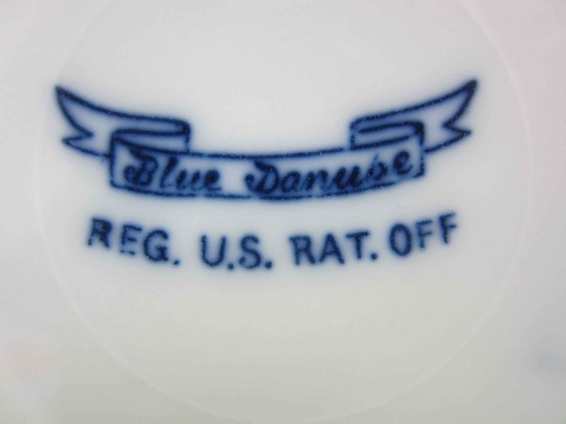 Piatti: BLUE DANUSE Teller Reg. U.S. Rat. Off Antik – Nuovo (secondo la descrizione) da Sursee venduto da Tschiger 4