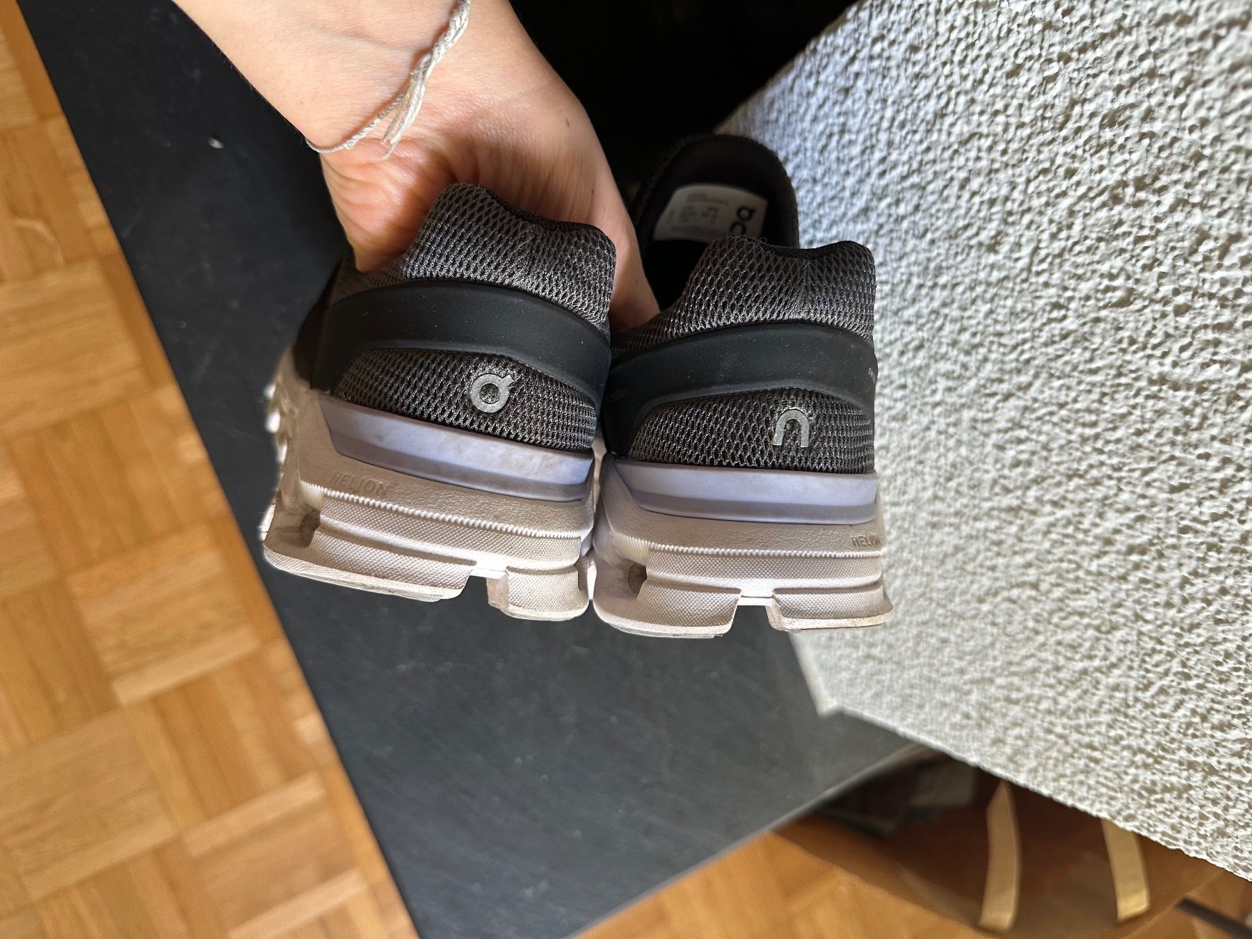 On Damenschuhe: On Running Cloudswift – Gebraucht aus Zürich von lin_g7d6 8