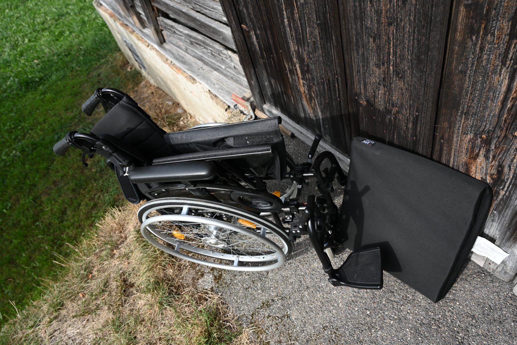 Sedie a rotelle: Handrollstuhl Marke Jay Modell Easy 300 – Usato da Zwieselberg venduto da Fotoangebot 5