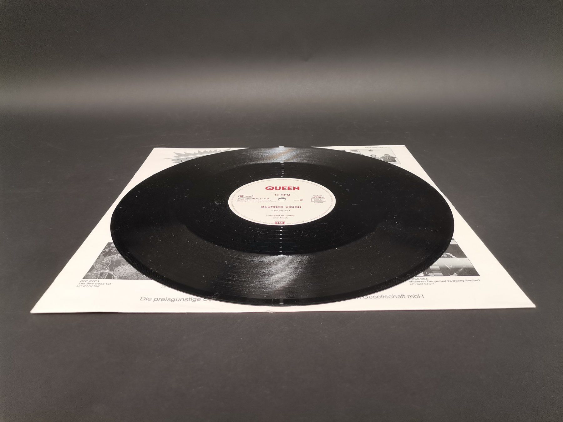 Dischi in vinile: SCHALLPLATTE Vinyl Queen One Vision Extended – Usato da Schaffhausen venduto da Restwert_SH 4