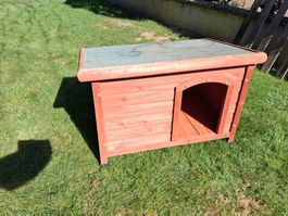 Swisspet Hundehüte Holz gebraucht