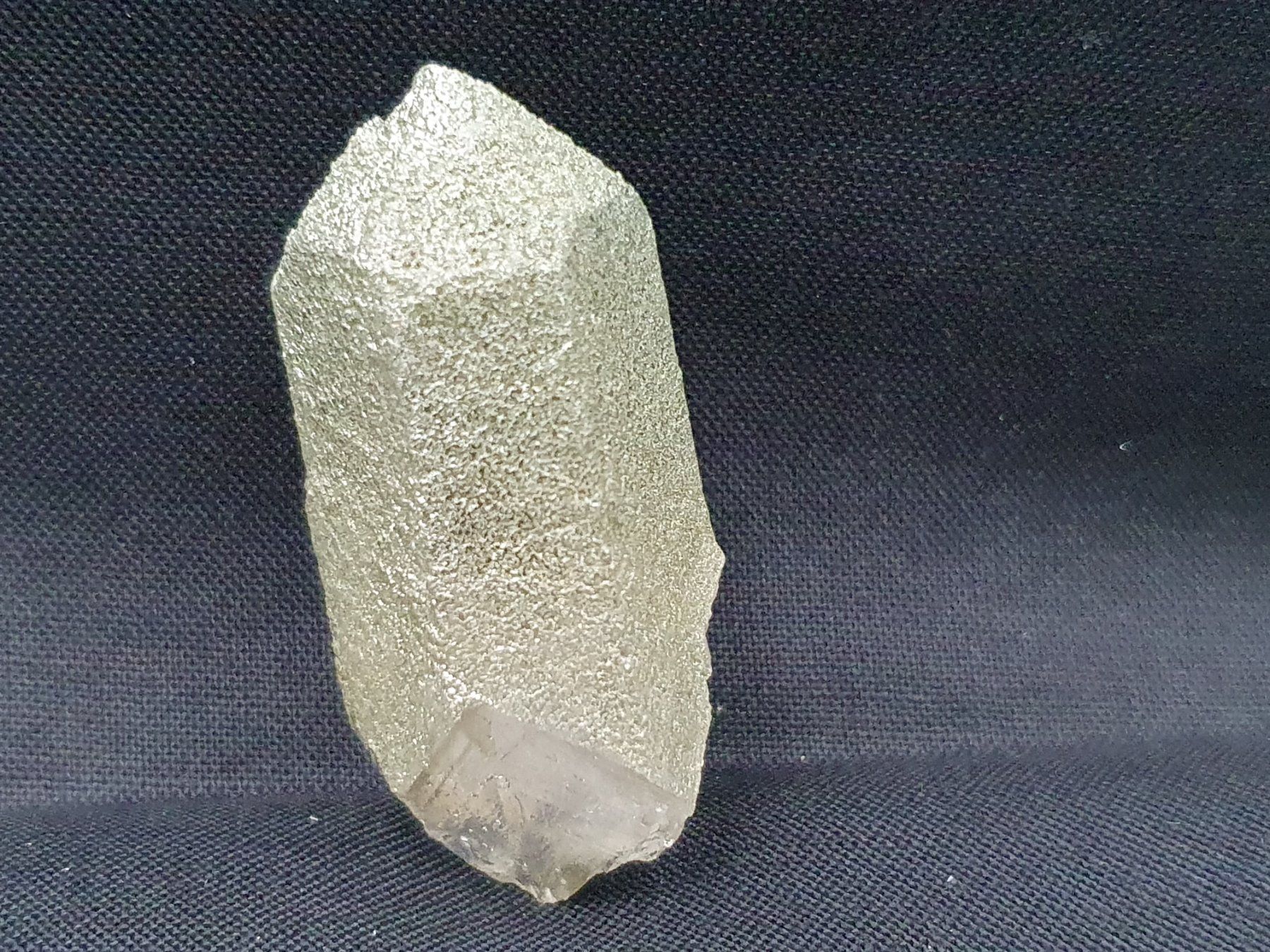 Minerali & Pietre curative: Chloritisierter Quarz – Usato da Holderbank SO venduto da swiss-minerals 1
