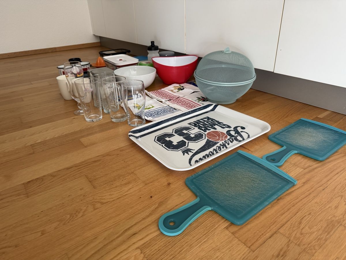 Services de table: Diverse Küchenartikel SCHNÄPPLI – D'occasion à Recherswil par Noname1 4