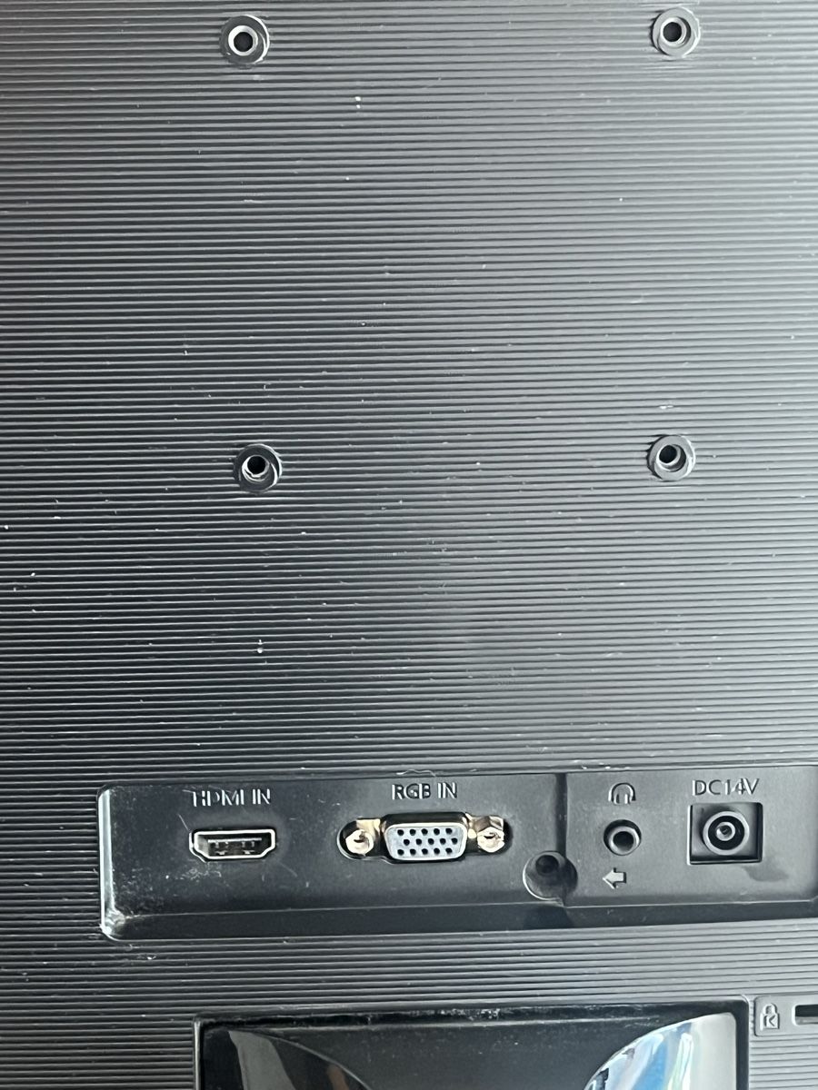 Monitor: Monitor Samsung 24 Zoll – Usato da Adligenswil venduto da Vladi00 3