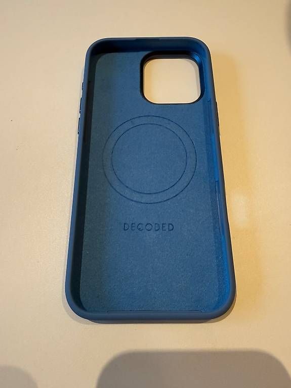 Covers & Schutzfolien: RPD iPhone 15 Pro Max - Etui, blau – Gebraucht aus Ebikon von Bubich 1