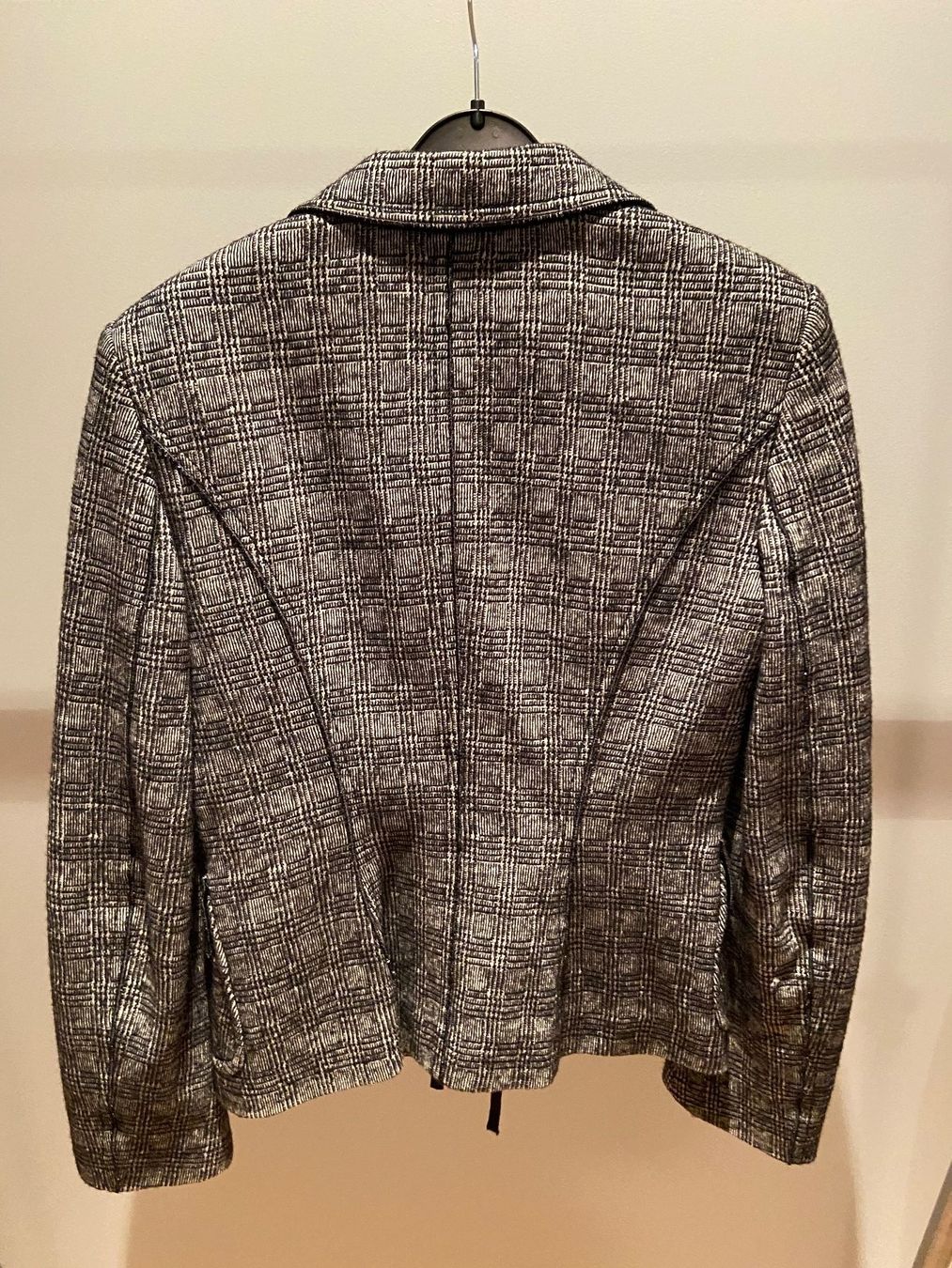 Strenesse Jacken: Taillierter Blazer schwarz/écru – Gebraucht aus Zürich von ConnieS01 2