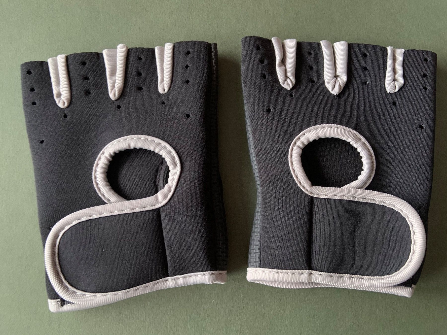 Guanti & manicotti: Velohandschuhe M oder L – Nuovo e nell'imballaggio originale da Laufen venduto da Bellebellezza 3