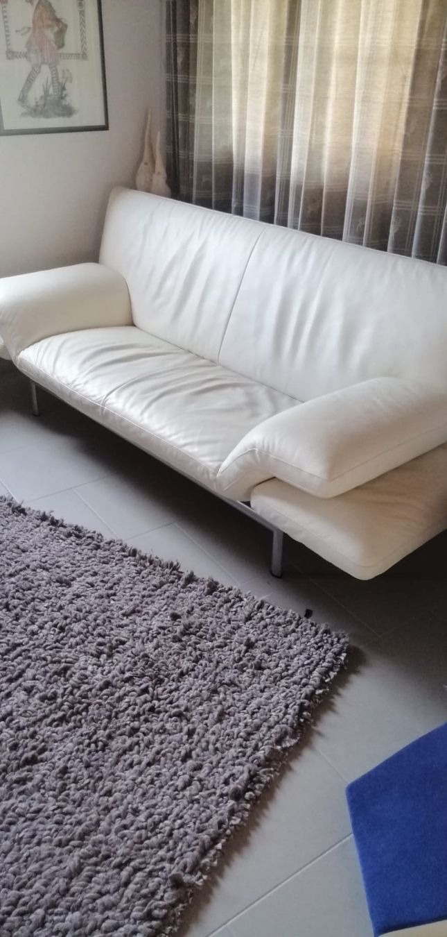 Divani: Leder Sofa Flyer von Designo – Usato da Laax GR venduto da Huwy01