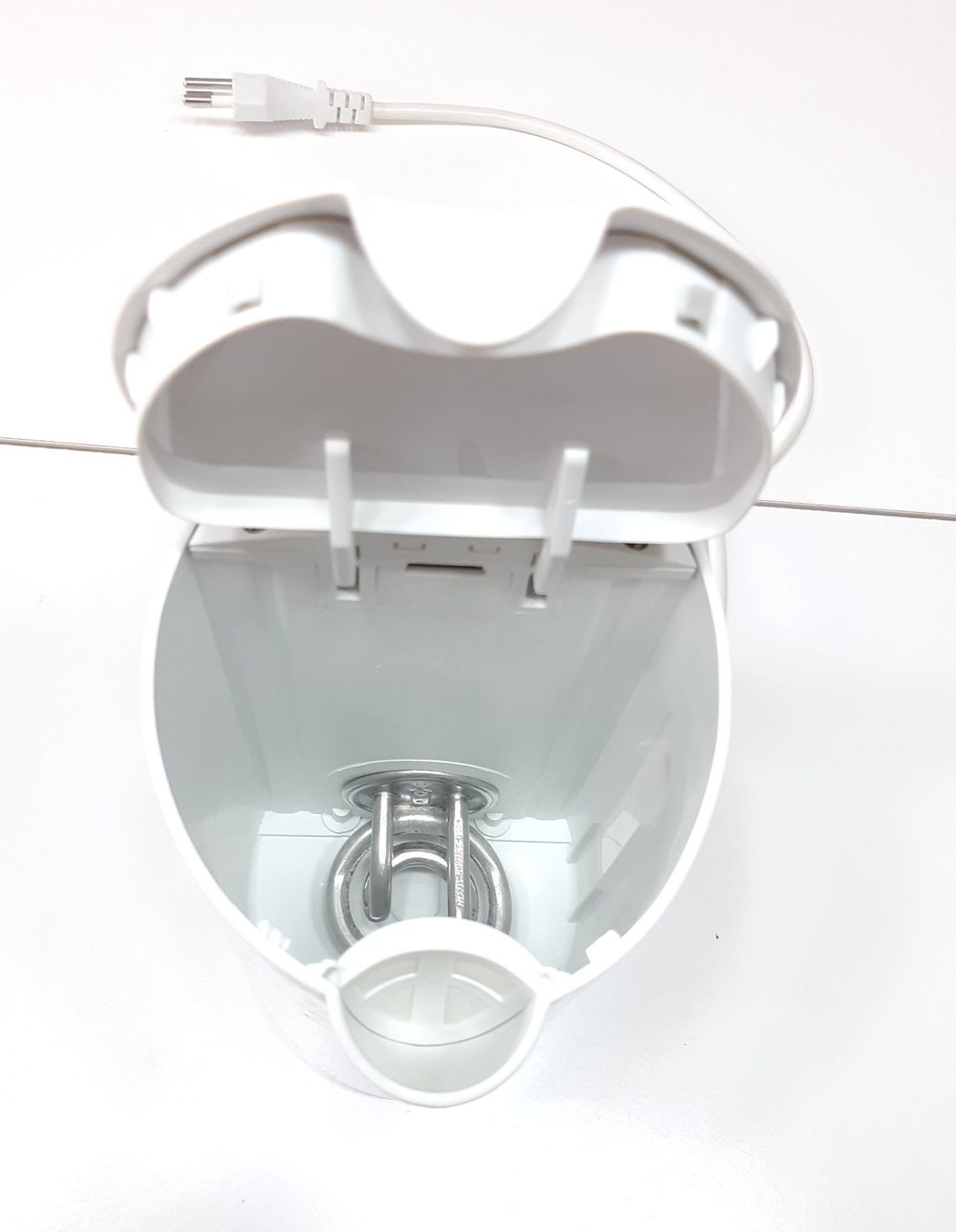 Durabase Bollitori: Wasserkocher  - Bouilloire électrique – Usato da Savagnier venduto da Marderuth 2