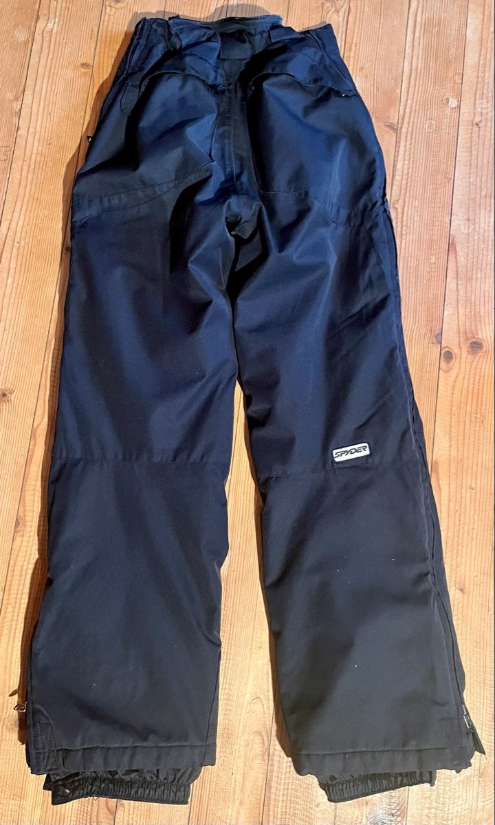 Spyder Hosen: Spyder Skihose Grösse 165, schwarz – Gebraucht aus Flond von DanielaP01