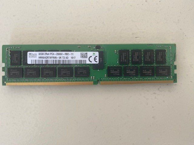 Memoria / RAM: 32GB DDR4 RAM SKhynix PC4-2666V – Usato da Wängi venduto da Bmo