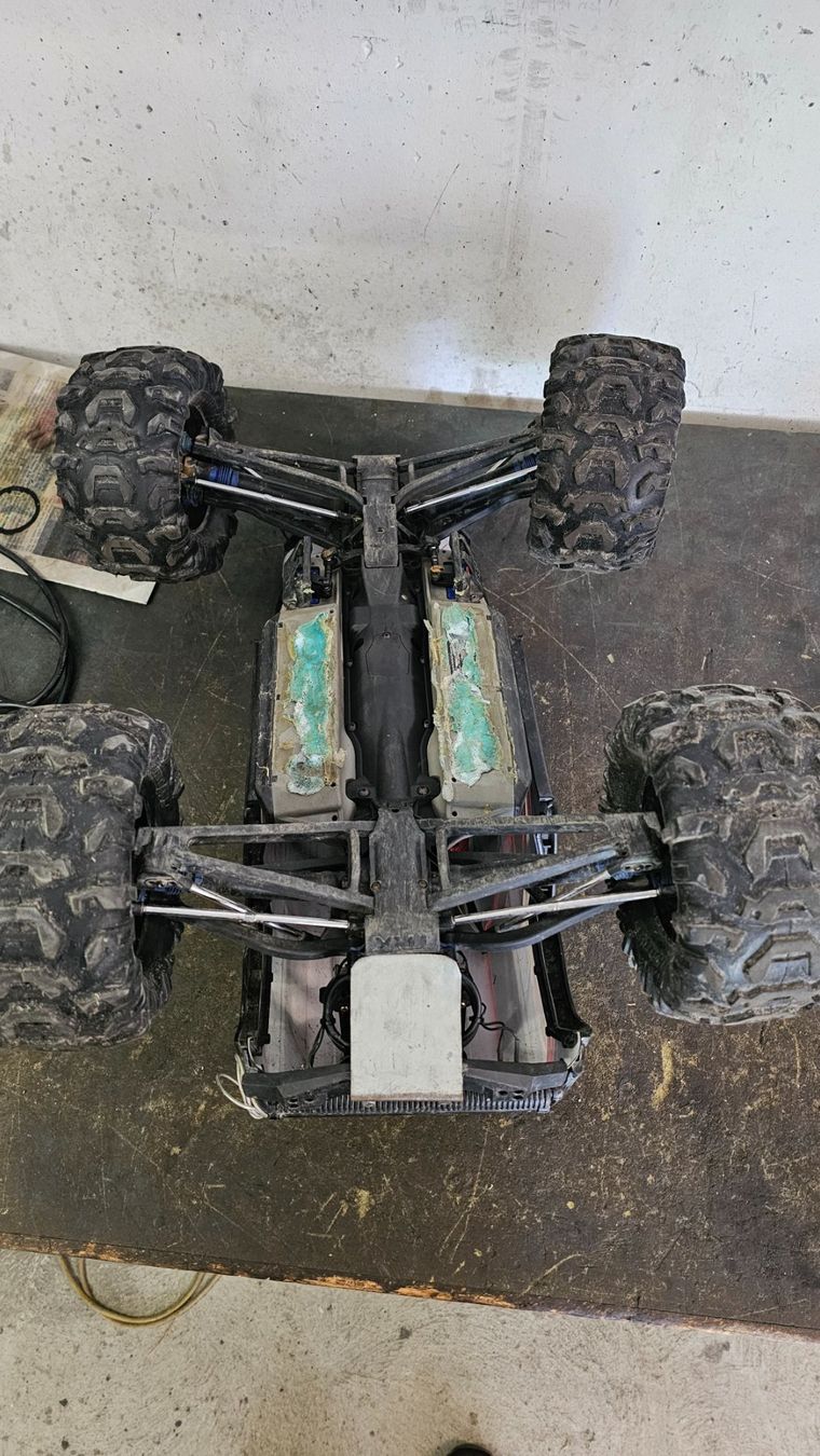 Traxxas Modellismo RC: Traxxas Summit 1/8 – Usato da Sils im Domleschg venduto da Colin.Grischott 5