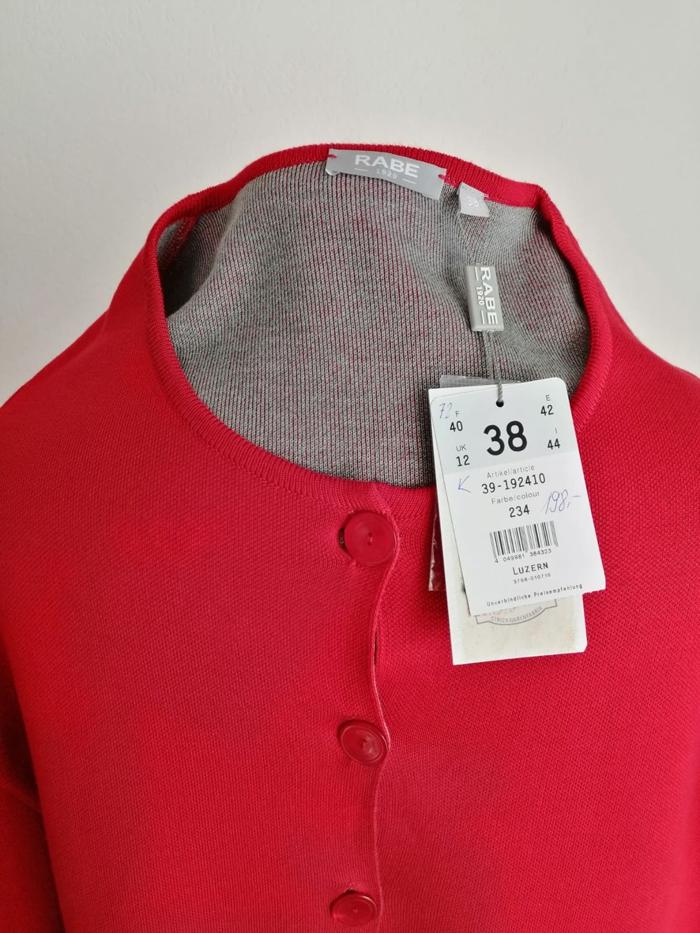 Giacche: Neue Strickjacke von Rabe Gr.38 – Nuovo e nell'imballaggio originale da Winterthur venduto da Jopf1 1