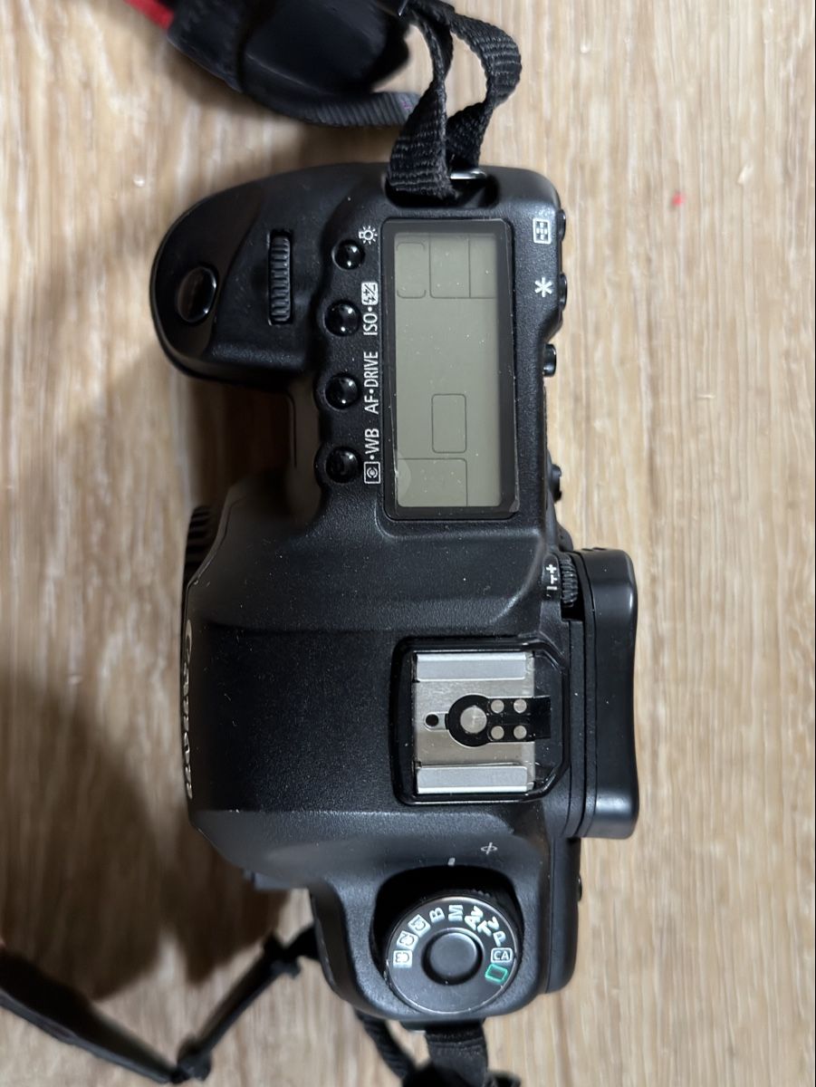 Canon Fotocamera: Canon EOS 5D Mark II Set mit Objektiv und Rucksack – Usato da Winterthur venduto da subtill 8