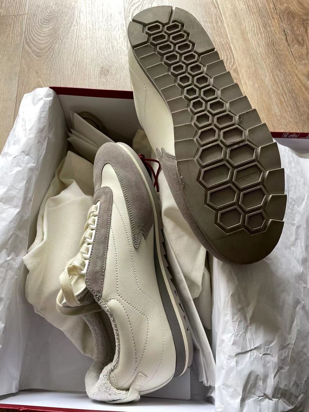 Salvatore Ferragamo Scarpe da uomo: Salvatore Ferragamo chaussures – Nuovo (secondo la descrizione) da Genève venduto da sha_rrt5 3