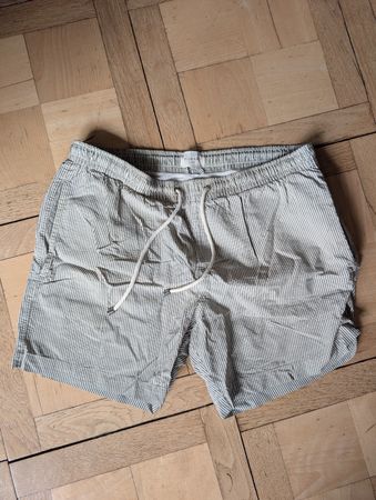 Günstige Badehose Gr. S weiss/grün gestreift 