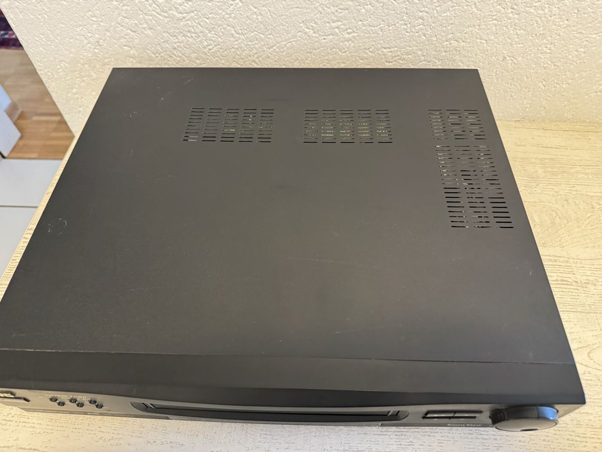 JVC Aufnahmegeräte: Jvc hr-s5900 super vhs recorder – Defekt aus Zunzgen von milesdavis76 3