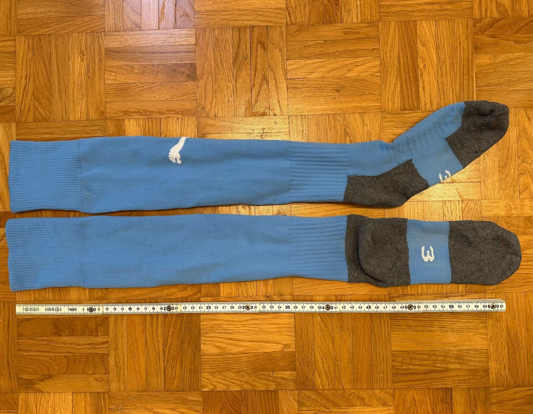 Puma Calze: Fussballsocken Puma blau Gr. 39-42 – Usato da Winterthur venduto da nelead