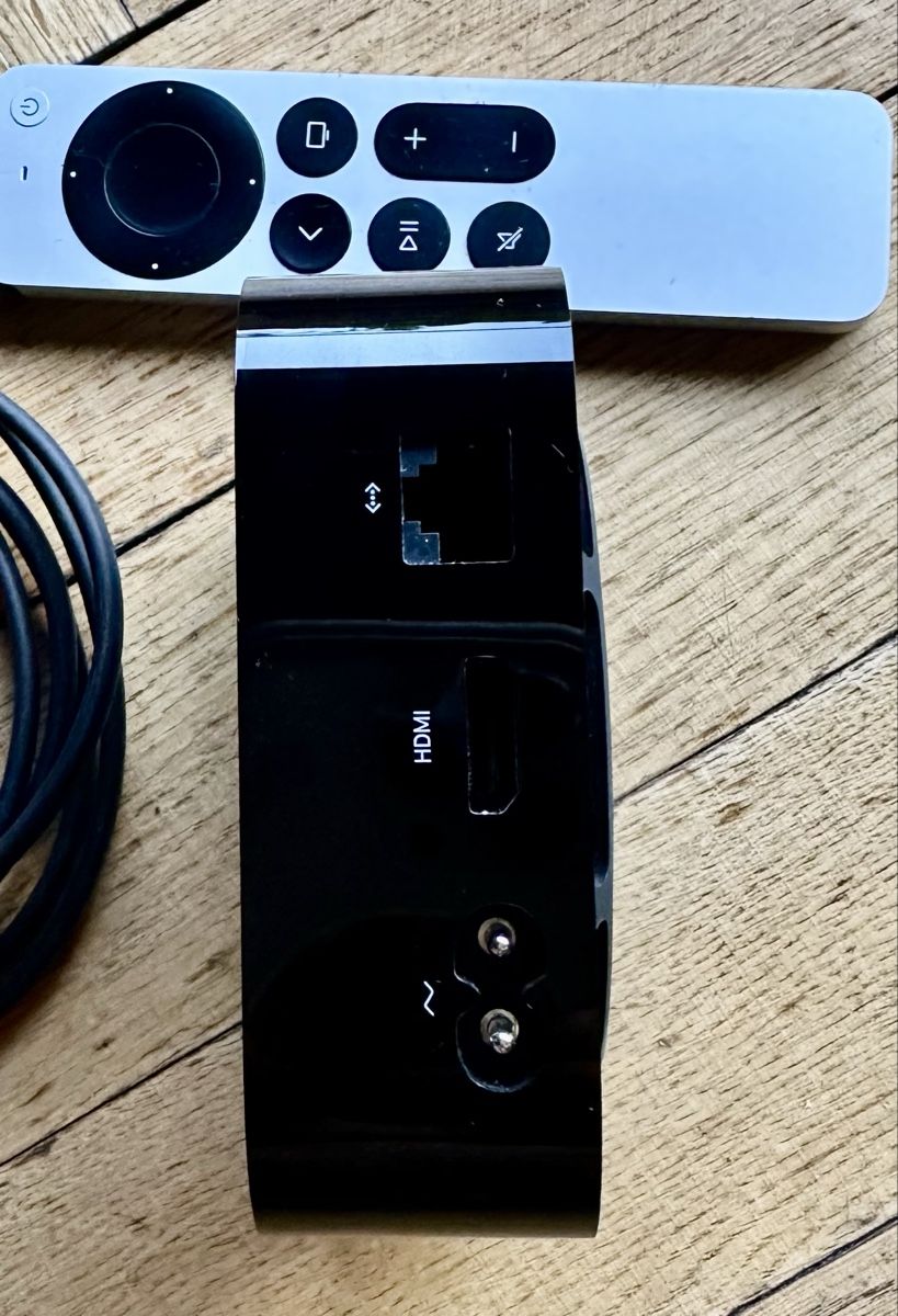 Apple Lecteur multimedia & Streamer: Apple TV 4K 1st Gen – D'occasion à Genève par Narifelli 1